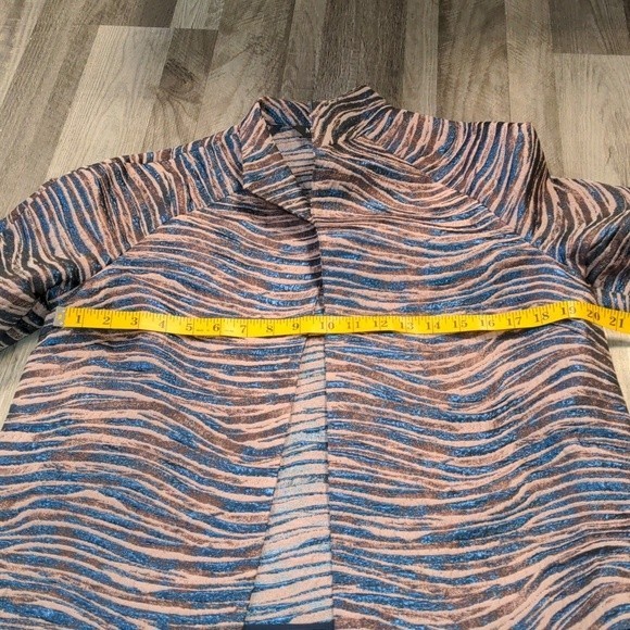 Misook Zebra Print Metallicized Long Sleeve Open Front Blazer Size‎ Small - Picture 12 of 15